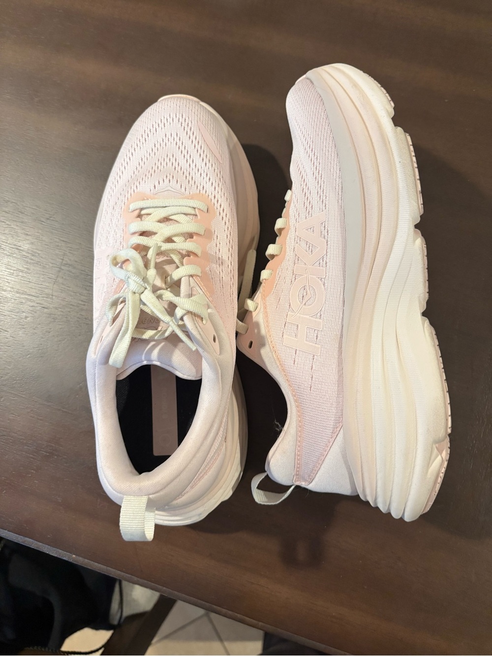 Hoka Women's Bondi 8 shoes
